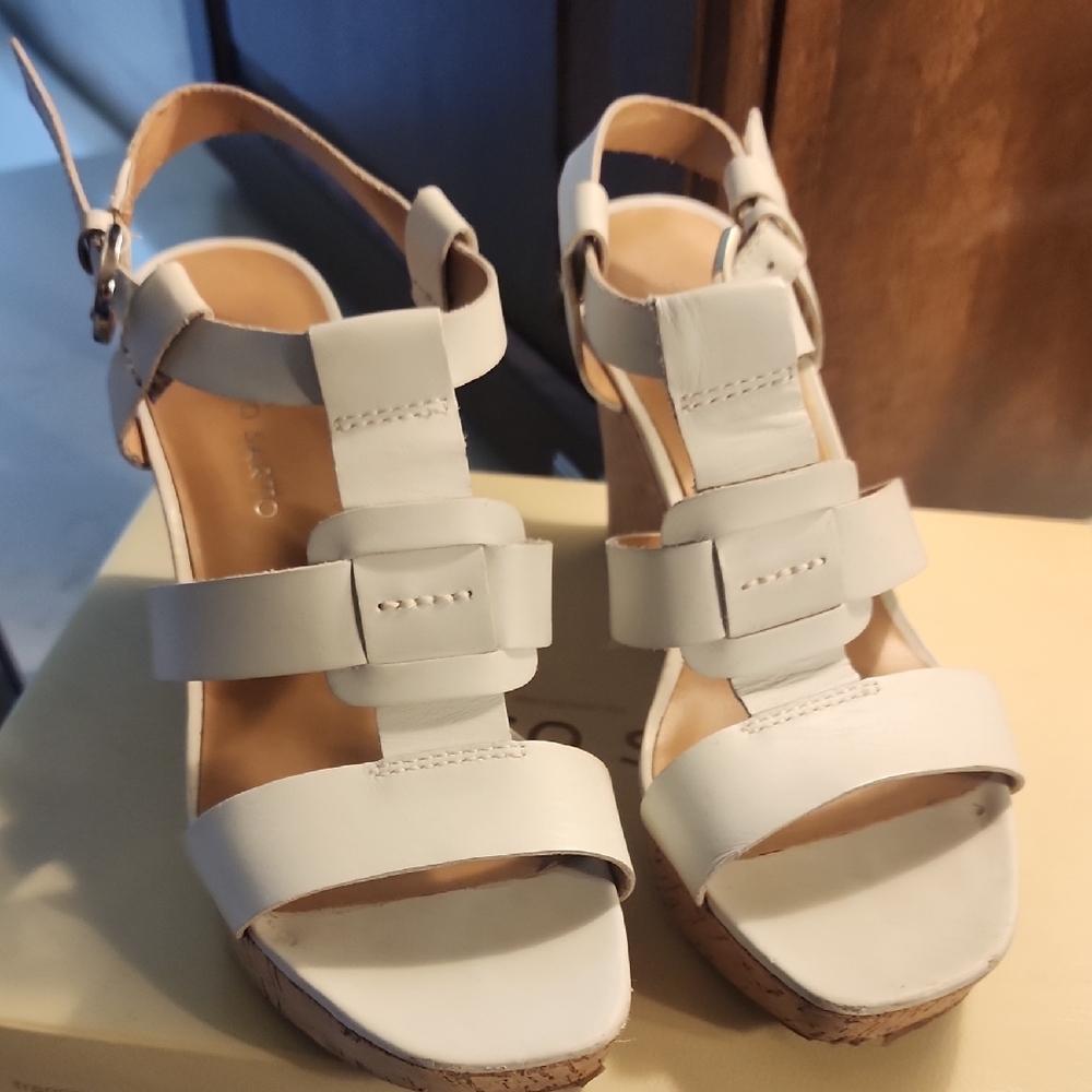 Chic White Platform Sandals